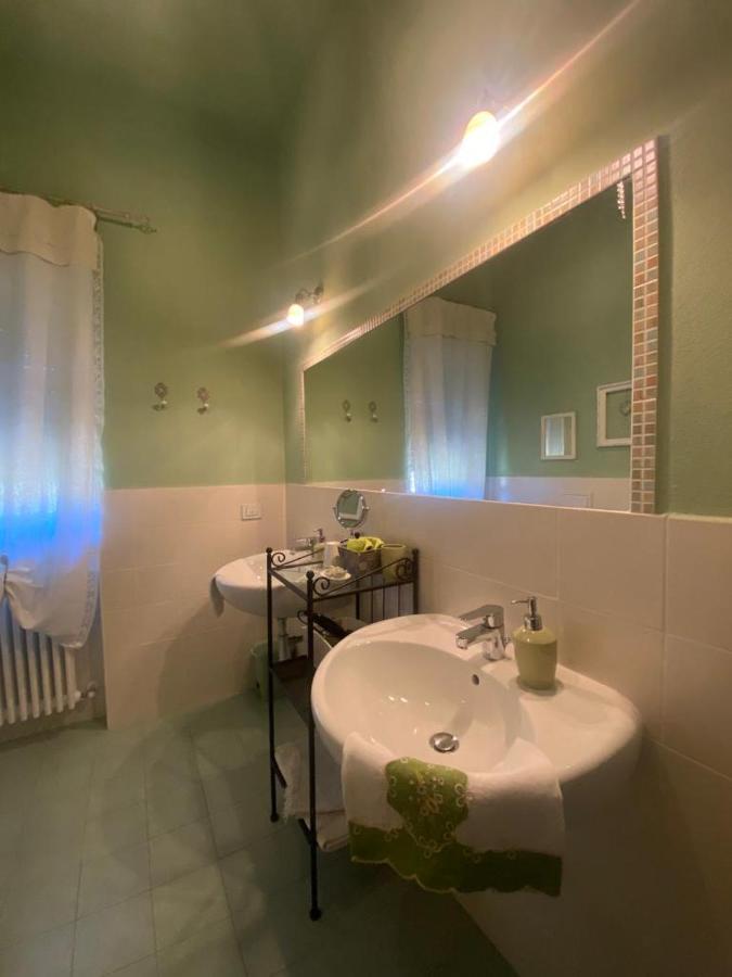 Bed & Breakfast Cascina Beatrice Rodello Bagian luar foto