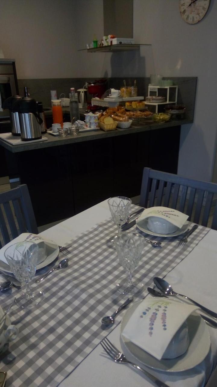 Bed & Breakfast Cascina Beatrice Rodello Bagian luar foto
