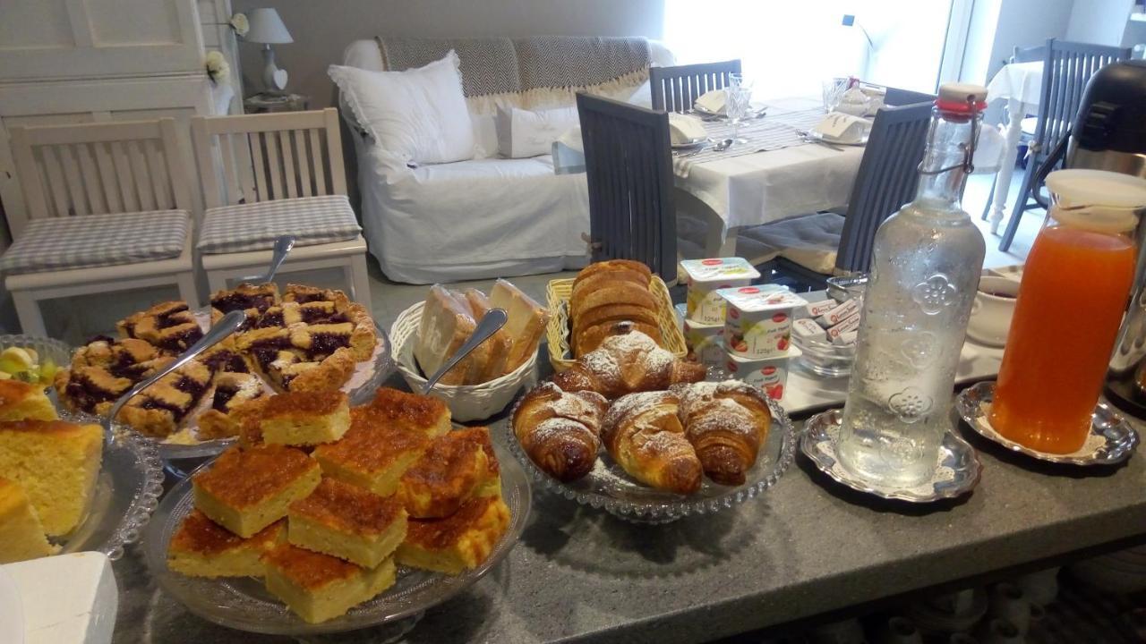 Bed & Breakfast Cascina Beatrice Rodello Bagian luar foto